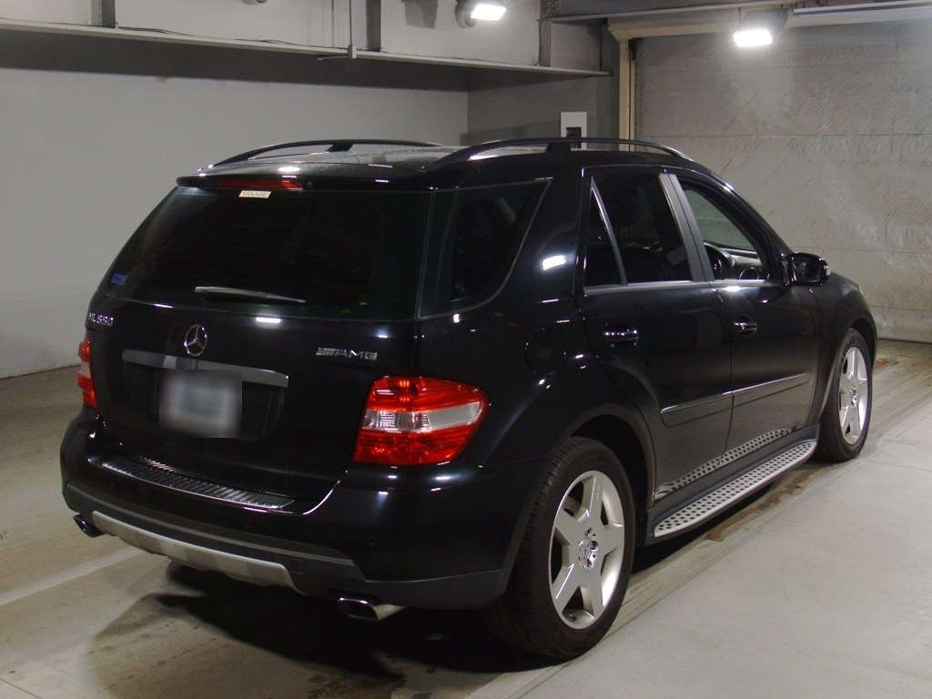 MERCEDES-BENZ M-CLASS