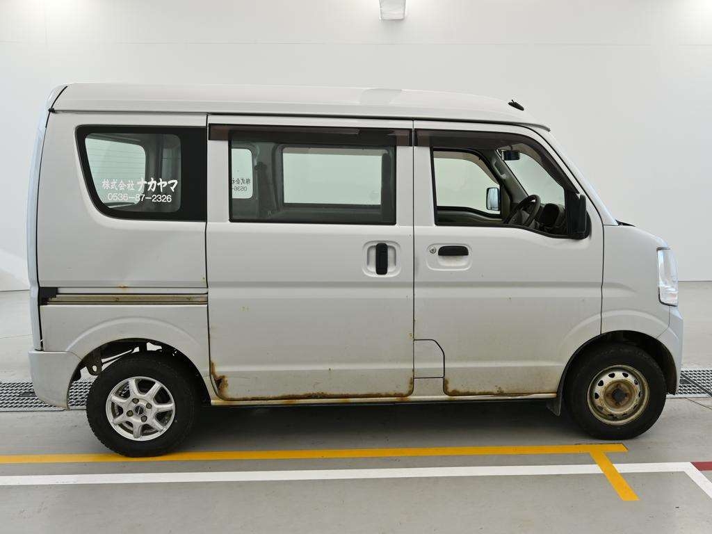 MITSUBISHI MINICAB
