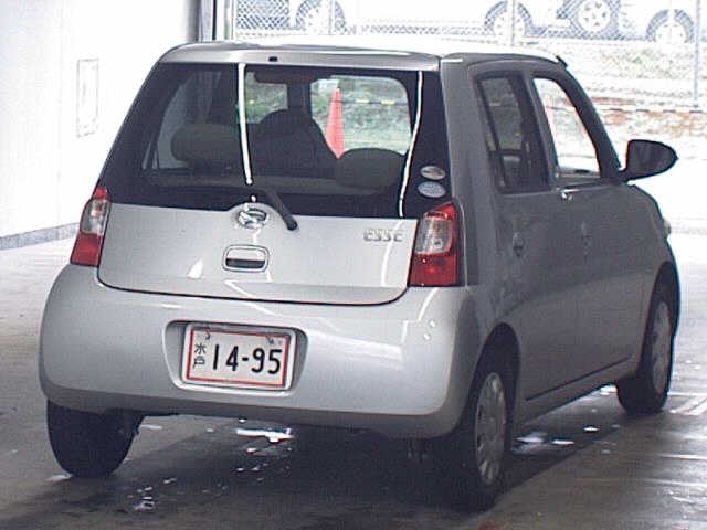 DAIHATSU ESSE