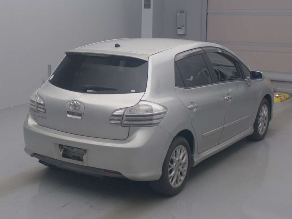 TOYOTA BLADE