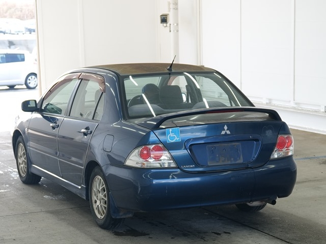 MITSUBISHI LANCER