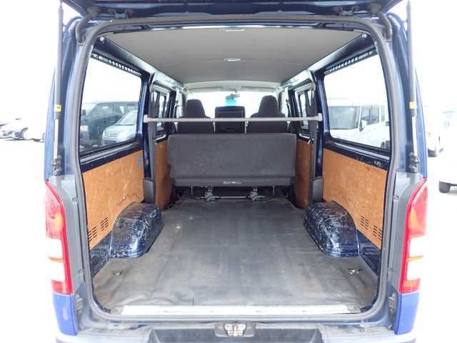 TOYOTA REGIUS ACE
