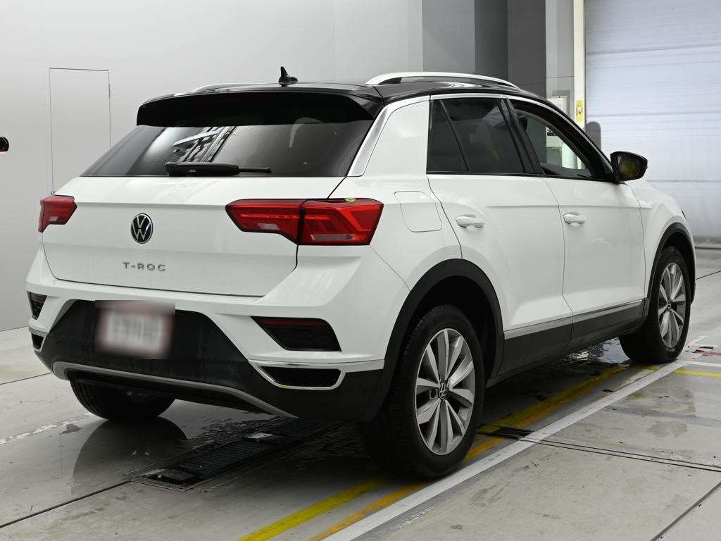 VOLKSWAGEN T-ROC