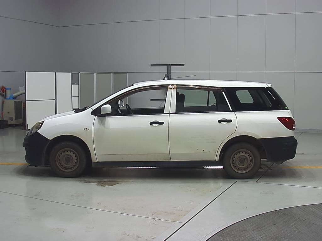 NISSAN AD