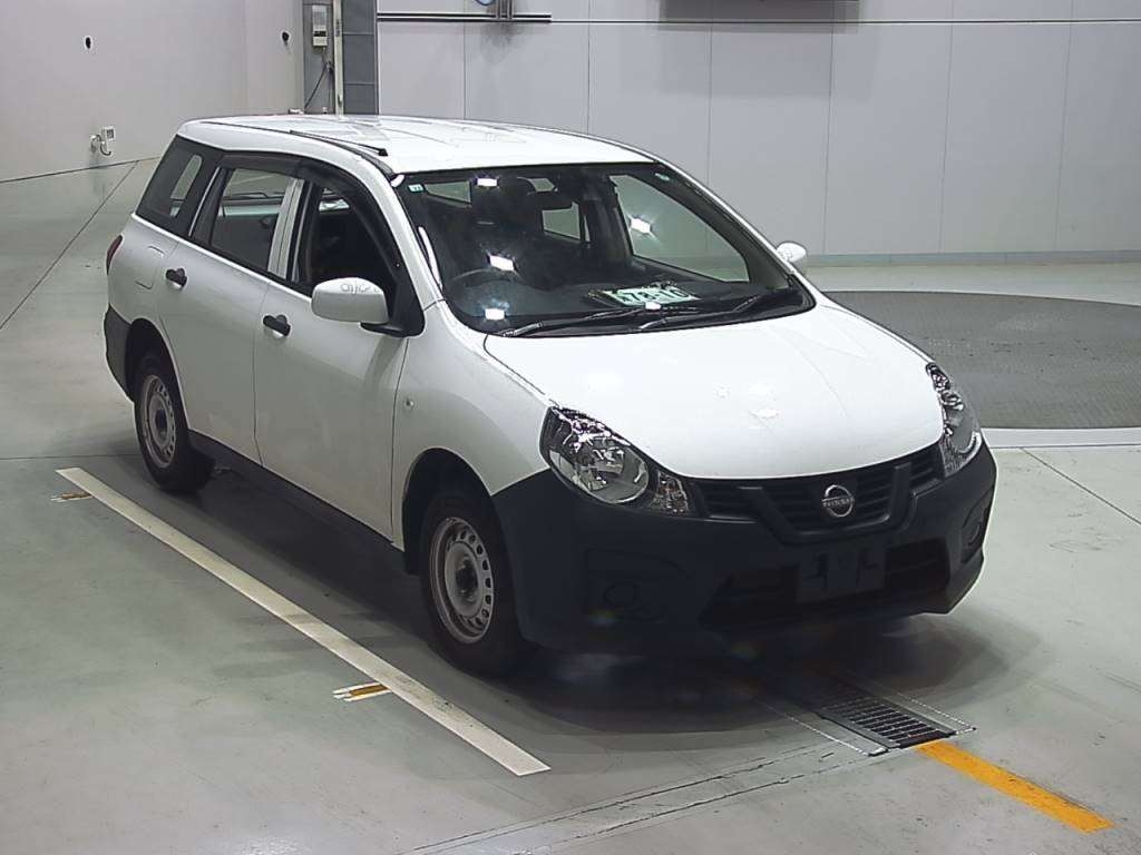 NISSAN AD