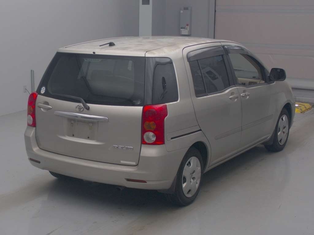 TOYOTA RAUM
