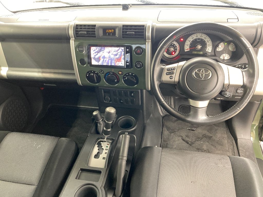 TOYOTA FJ CRUISER
