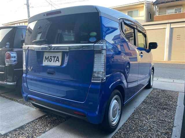 HONDA N-BOX SLASH