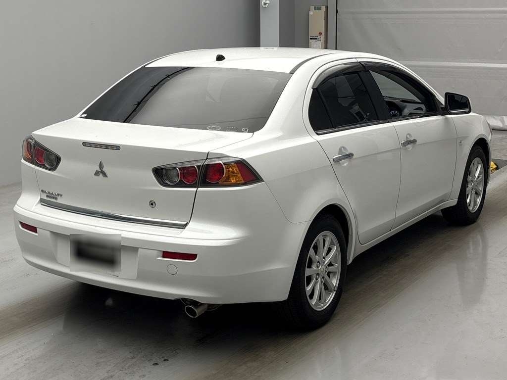 MITSUBISHI GALANT FORTIS