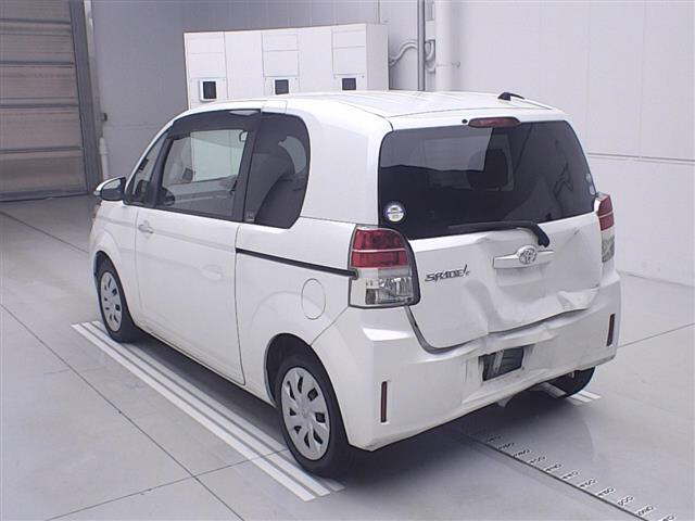TOYOTA SPADE