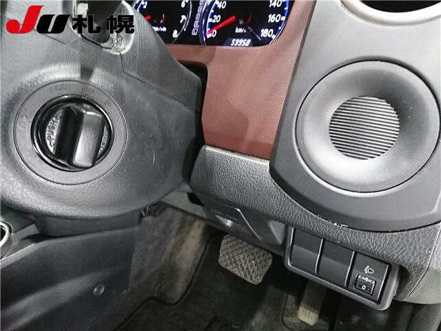 MAZDA VERISA