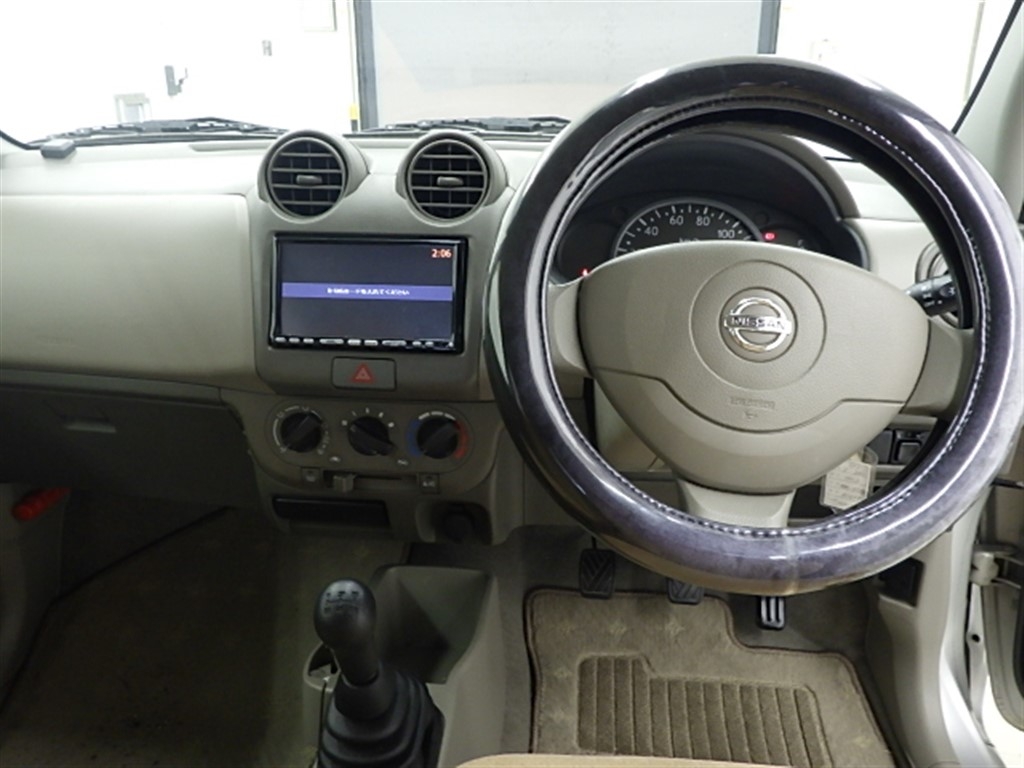 NISSAN PINO