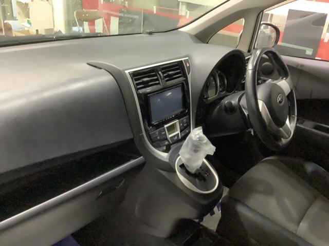 SUBARU TREZIA