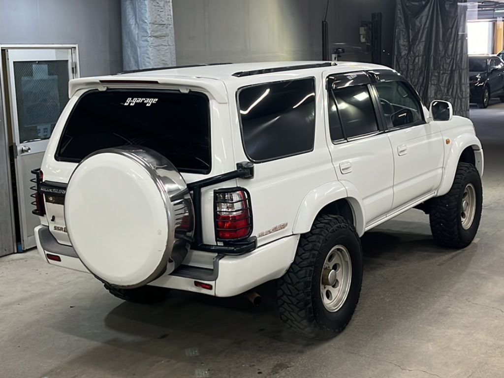 TOYOTA HILUX SURF