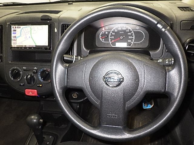 NISSAN AD