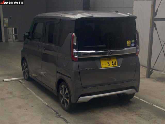 MITSUBISHI EK SPACE