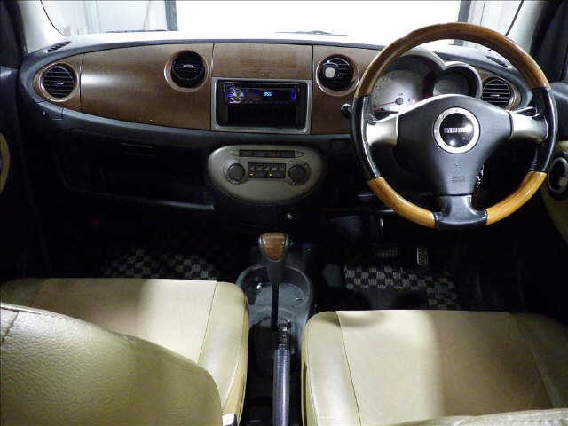DAIHATSU MIRA GINO