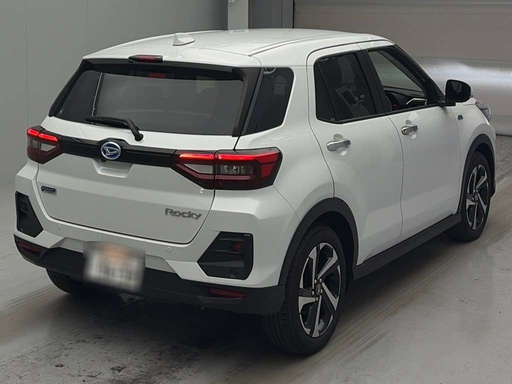 DAIHATSU ROCKY