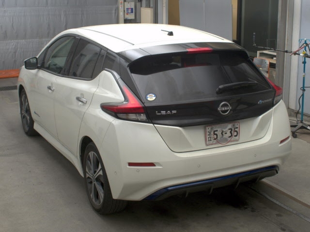NISSAN LEAF