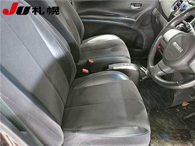 SUBARU LUCRA