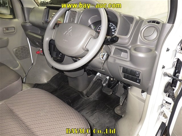 MITSUBISHI MINICAB