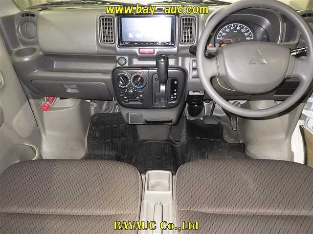 MITSUBISHI MINICAB