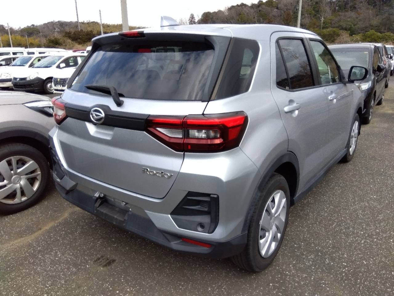 DAIHATSU ROCKY