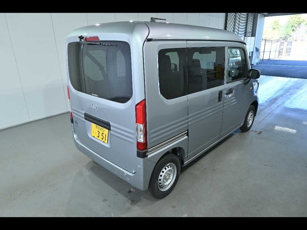 HONDA N-VAN