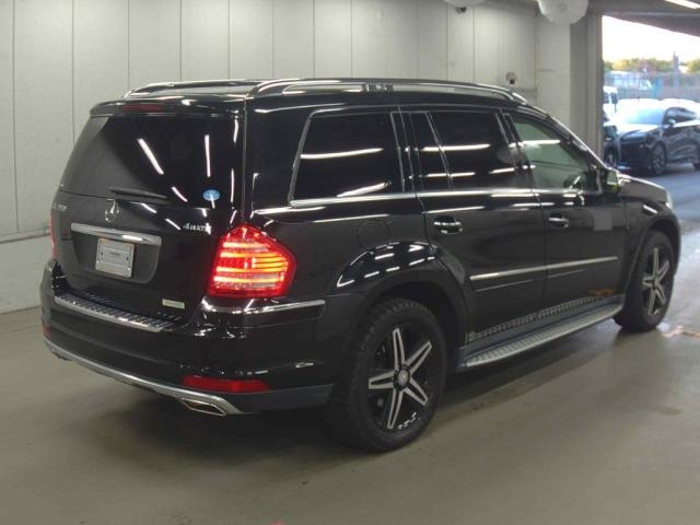 MERCEDES-BENZ GL-CLASS
