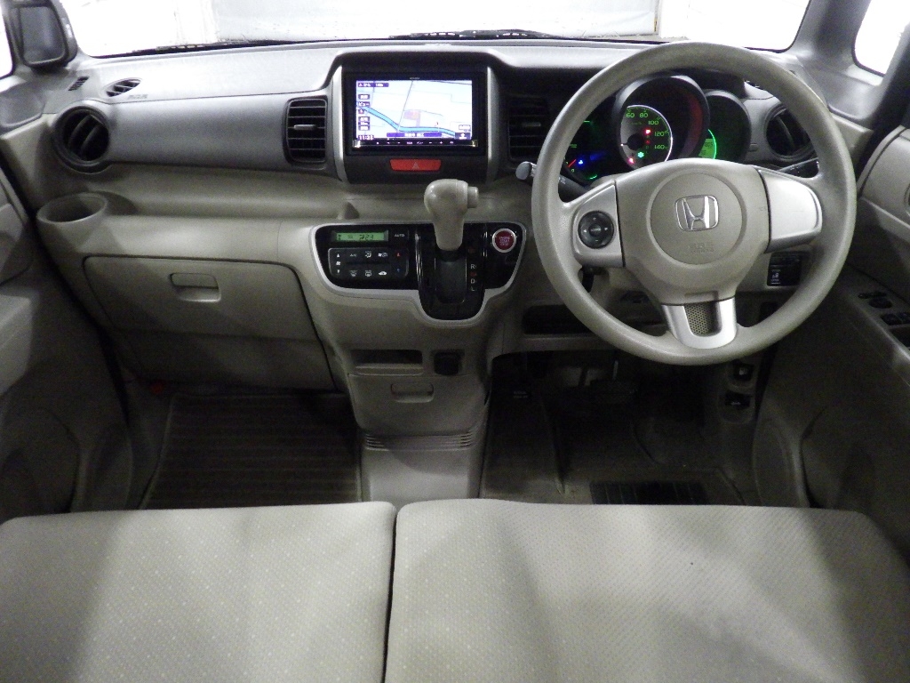 HONDA N-BOX+