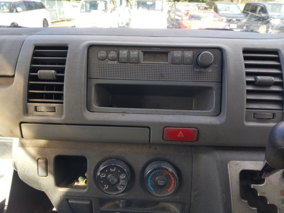 TOYOTA REGIUS ACE