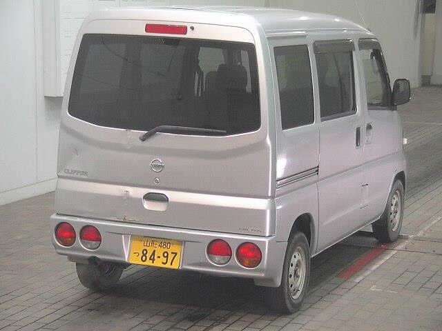 NISSAN CLIPPER