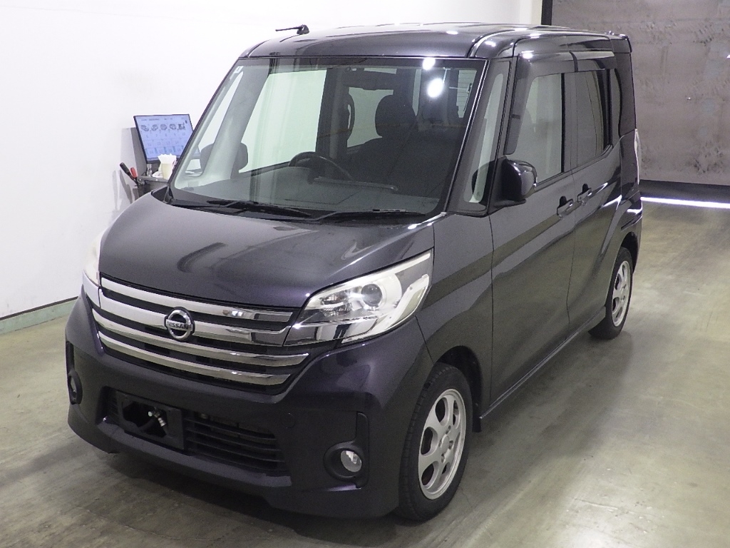 NISSAN DAYZ ROOX