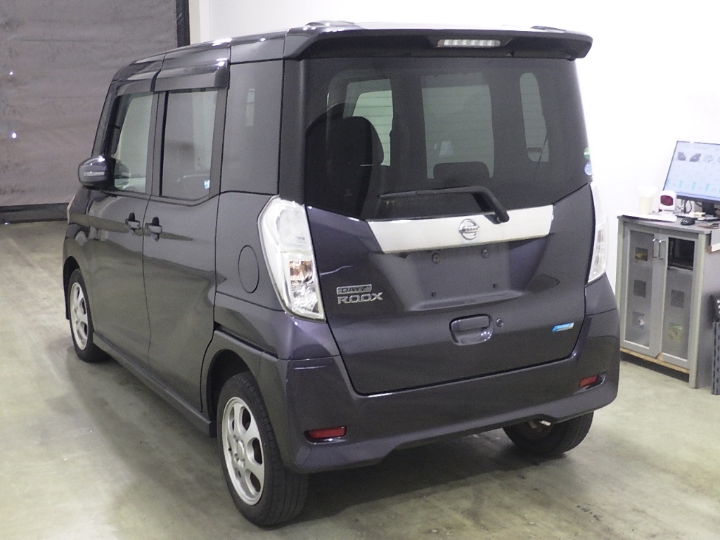 NISSAN DAYZ ROOX