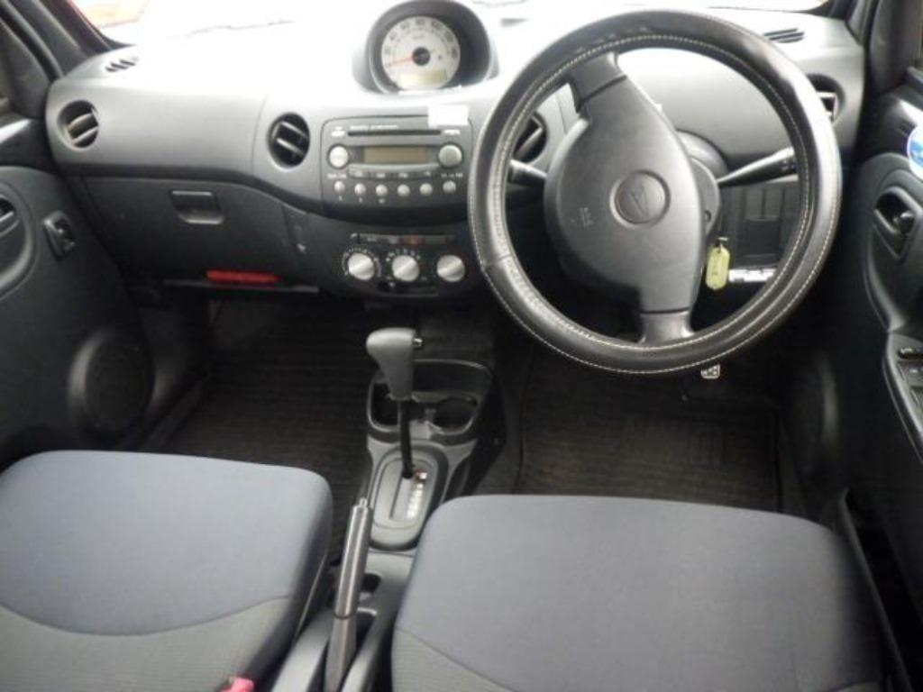 DAIHATSU ESSE