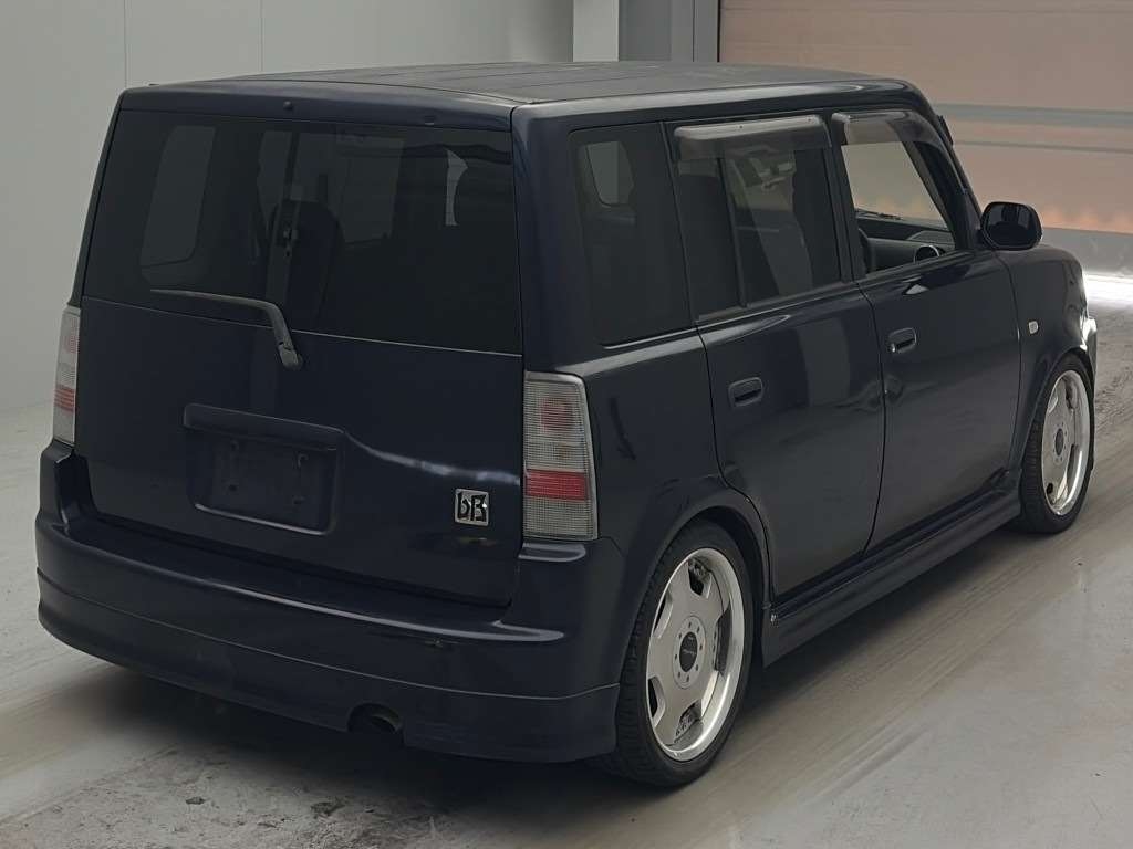TOYOTA BB