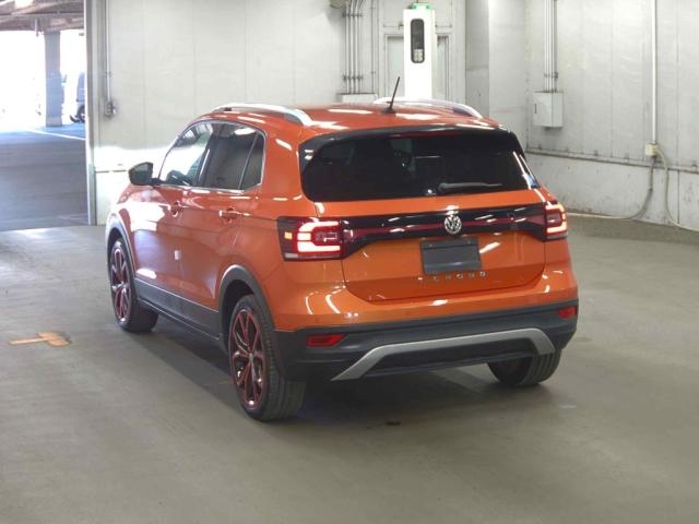 VOLKSWAGEN T-CROSS
