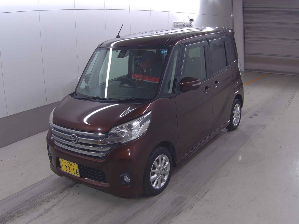 NISSAN DAYZ ROOX