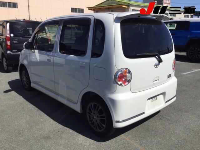 DAIHATSU MOVE LATTE