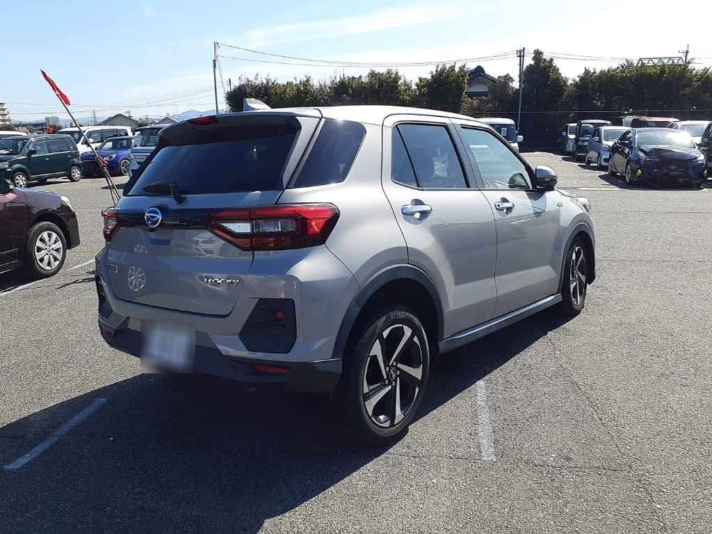 DAIHATSU ROCKY