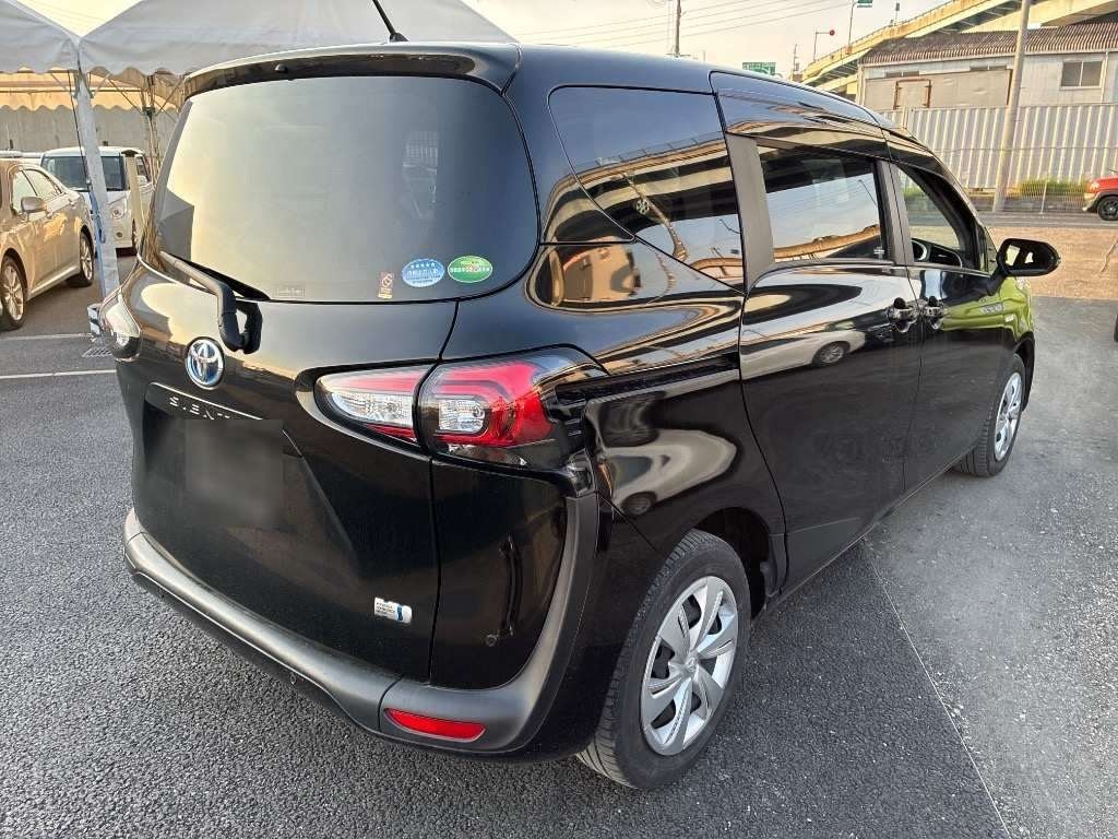 TOYOTA SIENTA