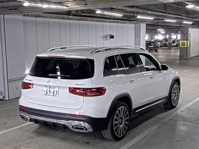 MERCEDES-BENZ GLB-CLASS