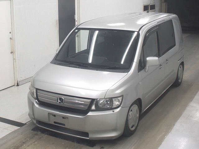 HONDA MOBILIO SPIKE