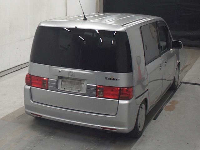 HONDA MOBILIO SPIKE