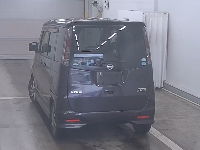 NISSAN ROOX