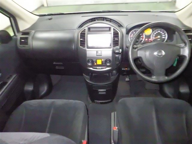 NISSAN LAFESTA