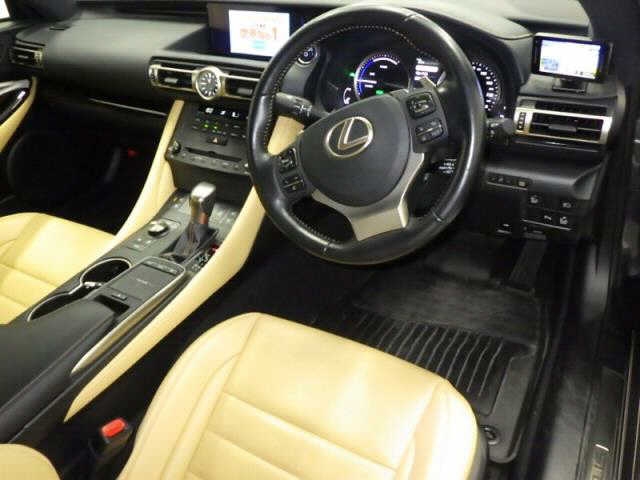 LEXUS RC300H