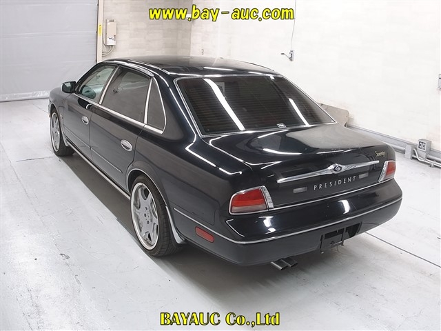 NISSAN PRESIDENT