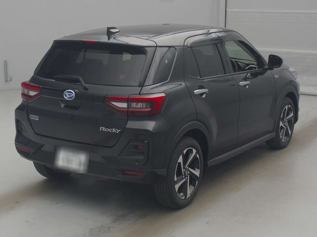DAIHATSU ROCKY