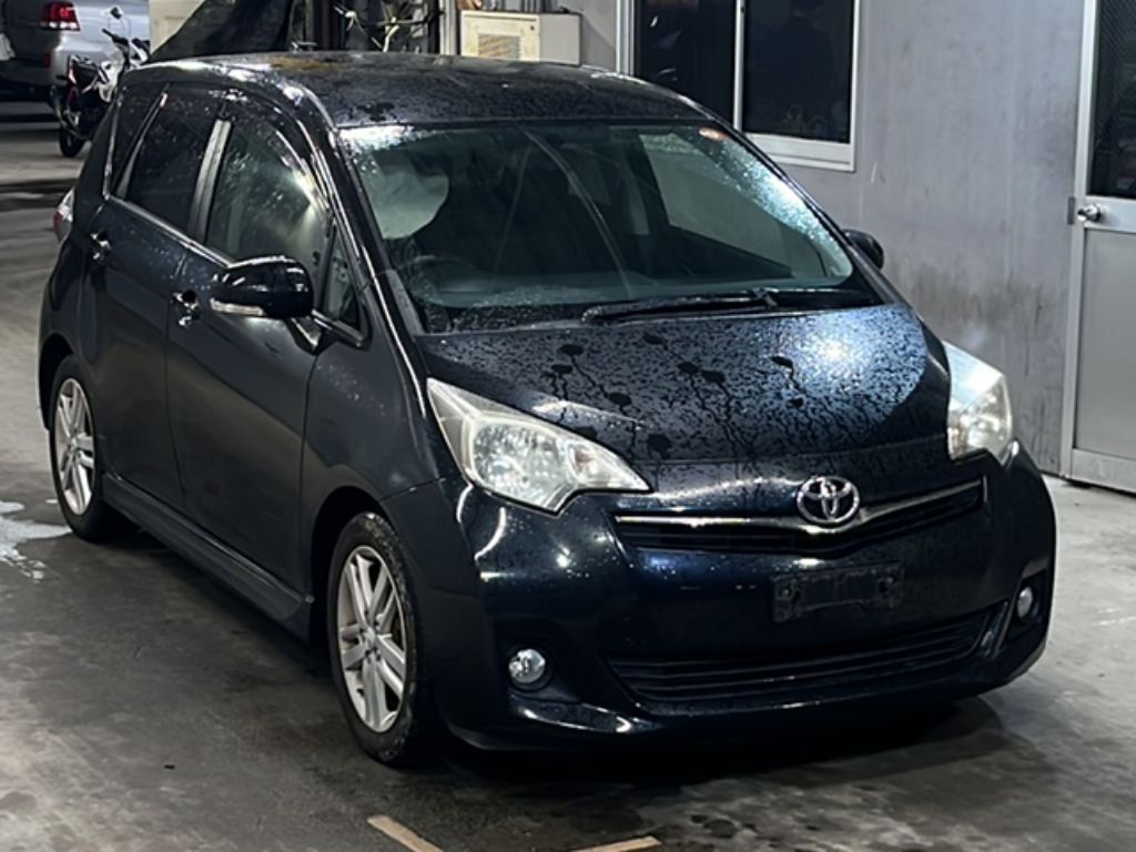 TOYOTA RACTIS